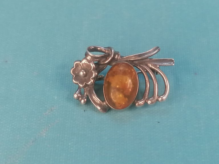 A Lovely Vintage Silver  with Baltic see Amber stone Brooch.  