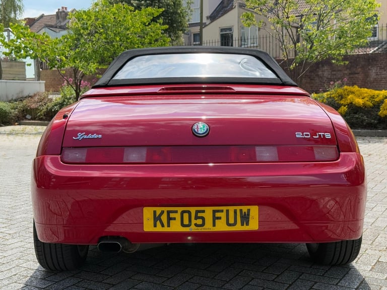 2005 Alfa Romeo Spider 2.0 JTS Lusso 2dr CONVERTIBLE Petrol Manual