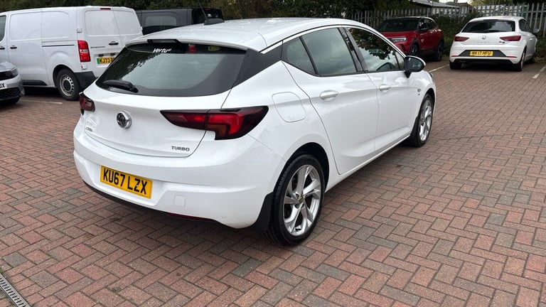 2017 Vauxhall Astra 1.4T 16V 150 SRi 5dr HATCHBACK PETROL Manual