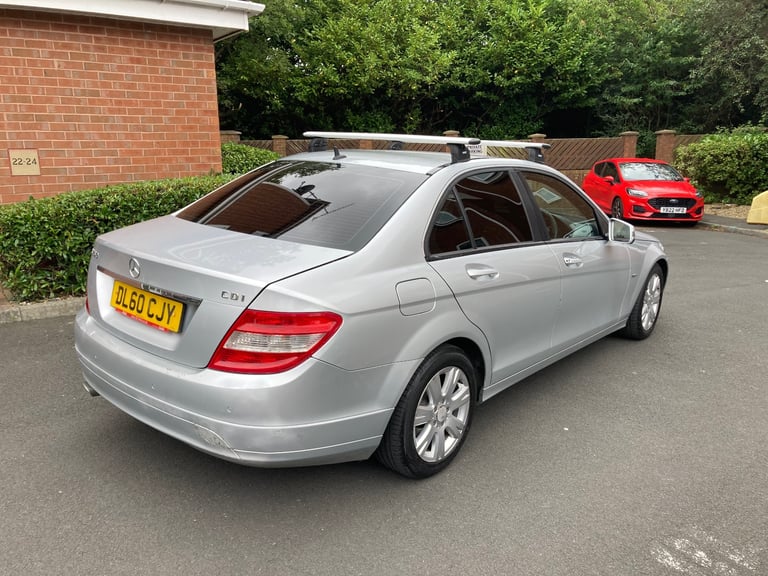 MERCEDES BENZ C200 EXCECUTIVE SE CDI AUTOMATIC