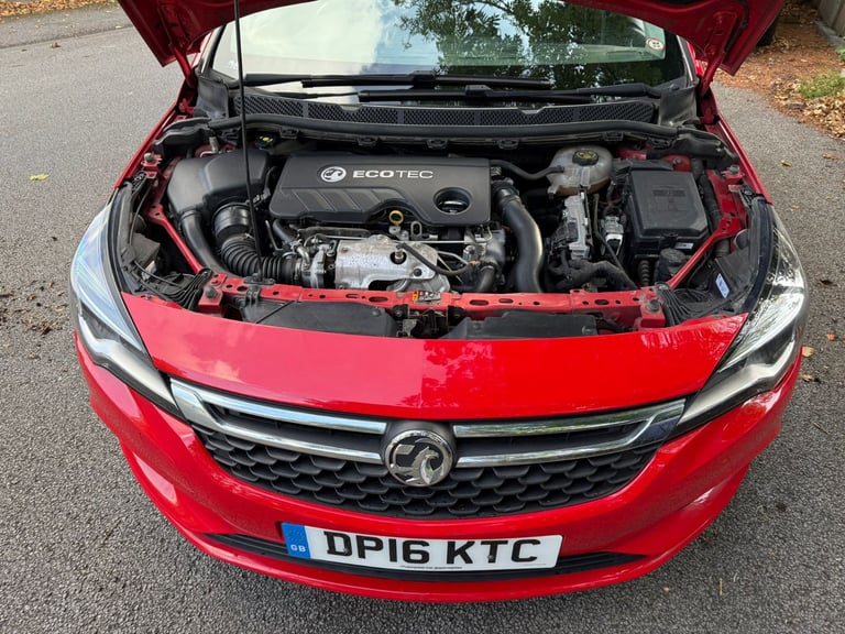 Vauxhall Astra Design 1.6 CDTi BlueInj Euro 6 with 8 Months MOT&FSH&Apple Car Play&Android&ULEZ Free