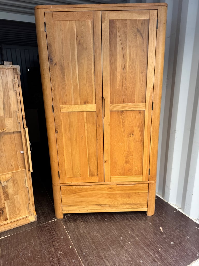 Romsey Solid oak wardrobe from oak furniture land RRP £794 Crack in front panel possible delivery