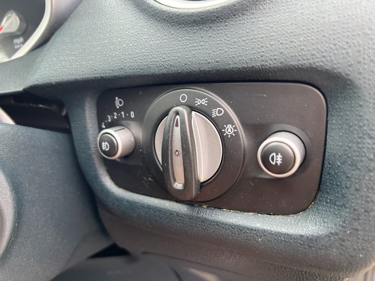 2012 Ford Fiesta 1.4 Titanium 5dr Auto HATCHBACK Petrol Automatic