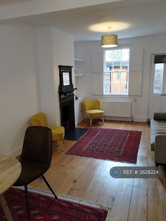 2 bedroom house in Lancaster Cottages, Richmond Upon Thames, TW10 (2 bed) (#2628224)