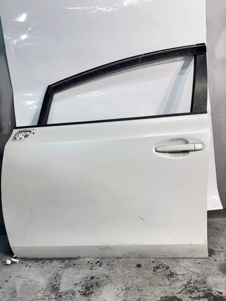 Toyota Prius Plus 2011-2022 Passenger Side Front Door Pearl White