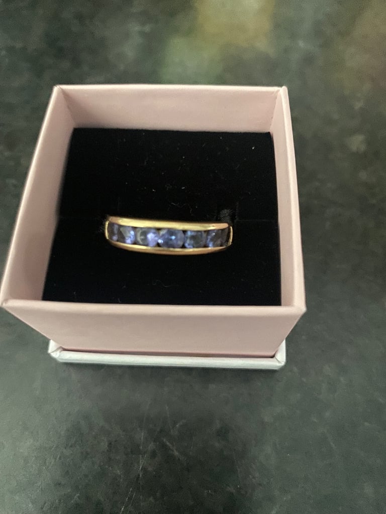 14 k gold ring