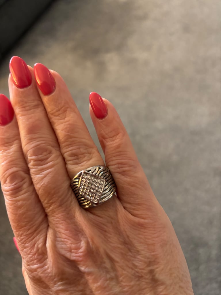 image for Costume jewellery- Silver plated diamanté ring