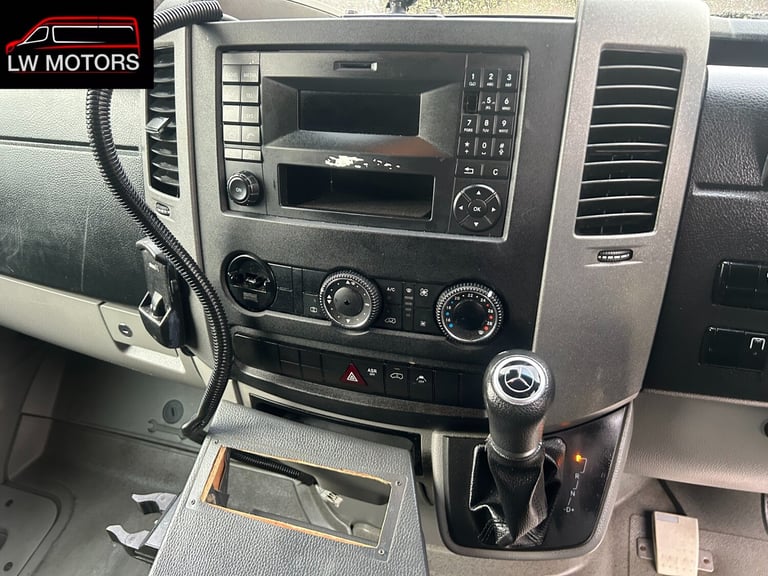 MERCEDES BENZ SPRINTER 519 CDI DIRECT EX AMBULANCE SERIVICS 2017 17 REG EURO 6