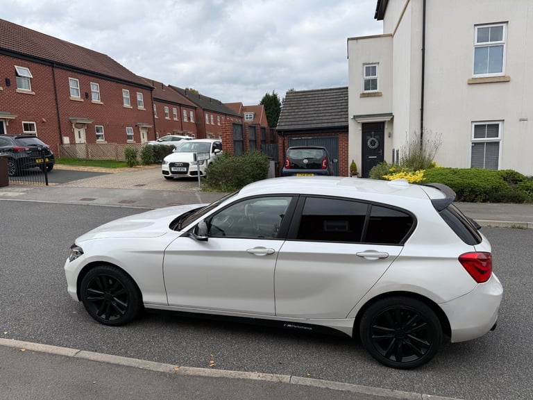 2015 BMW 1 Series Sport 1.5 118i Sport Hatchback Petrol Auto