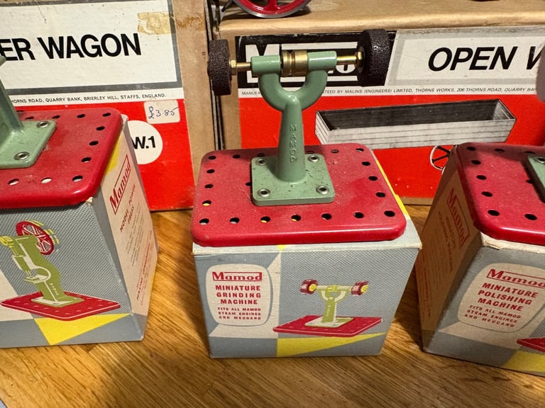 Mamod steam traction engine 