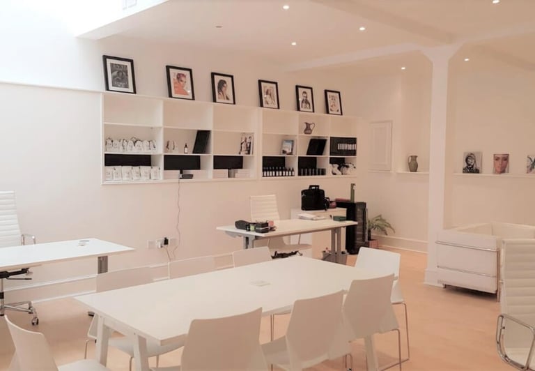 *Fulham* Private Serviced Offices: Units from 5 to 50 desks for rent SW6