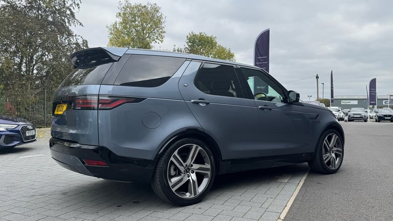 2021 Land Rover Discovery 3.0 D300 R-Dynamic HSE 5dr Auto ESTATE DIESEL Automatic