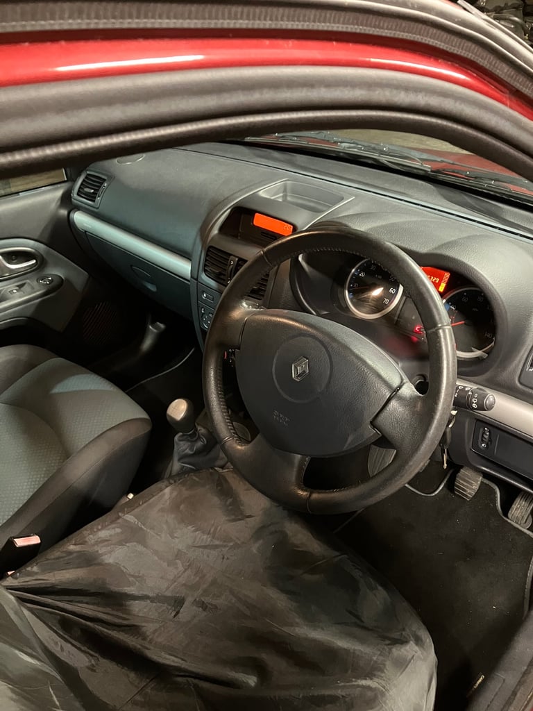 Renault, CLIO, Hatchback, 2006, Manual, 1149 (cc), 3 doors