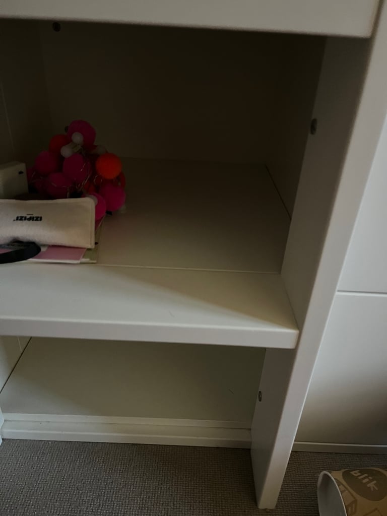 White company mid sleeper
