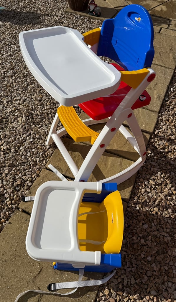 BABY HIGHCHAIR WITH SEPARATE BOOSTER CHAIR 