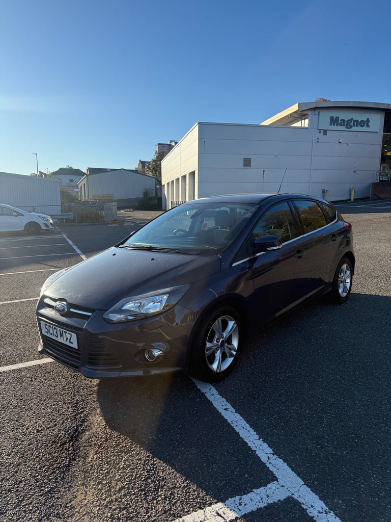 Ford, FOCUS, Hatchback, 2013, Manual, 998 (cc), 5 doors