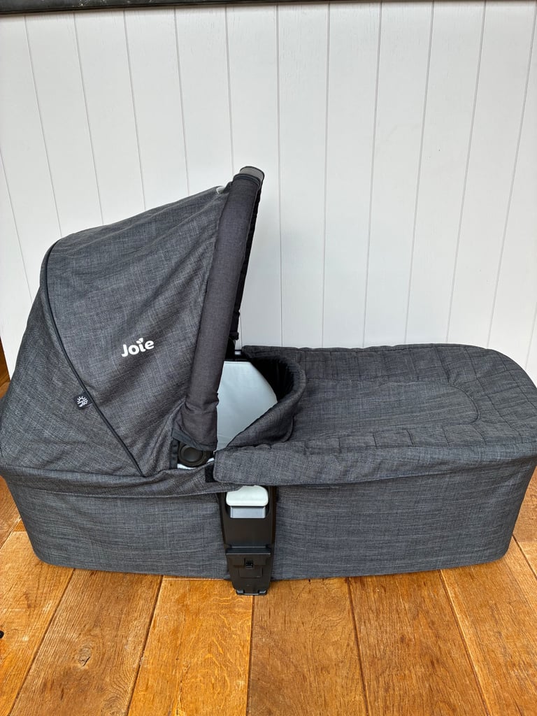 Joie Chrome DLX Travel System