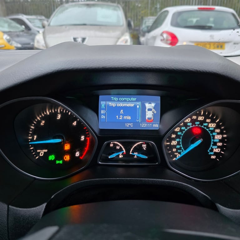 FORD FOCUS MK3 TITANIUM MODEL 1.6 DIESEL 115 BHP YEAR 2012 12 MONTHS MOT £20 ROAD TAX PER YEAR!!!