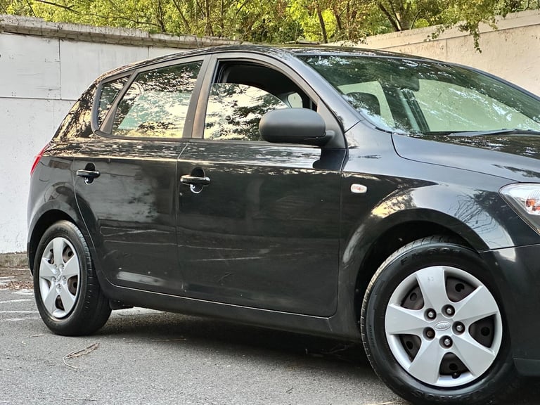 2010 Kia Ceed 1.6 1 Auto Euro 4 5dr HATCHBACK Petrol Automatic