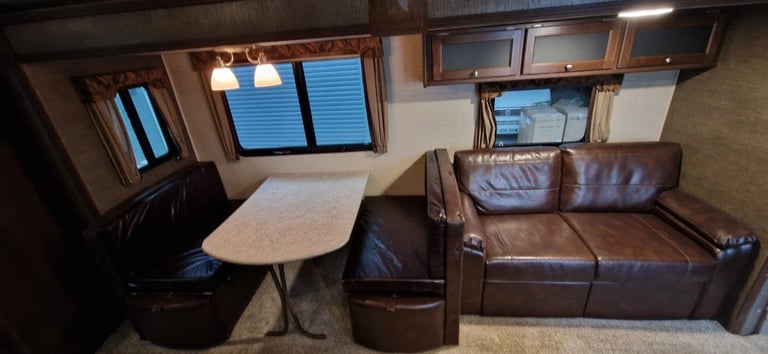 2016 Keystone Premier Bullet 31BHPR 2 Bedroom American Caravan 5th Wheel RV
