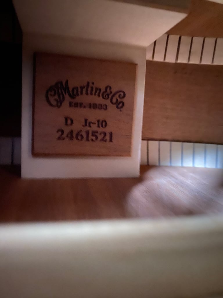 Martin Dreadnought Junior 10 ( £295)- BARGAIN!!!!!!!!