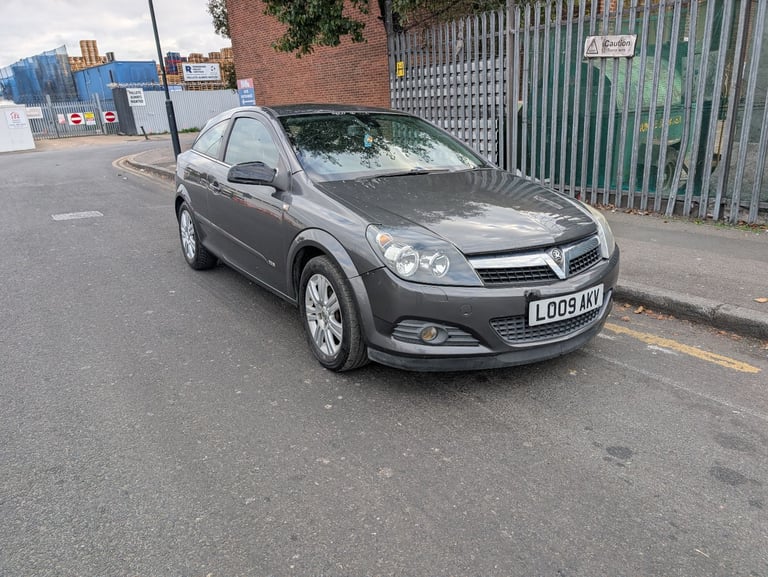 Vauxhall, ASTRA, Hatchback, 2009, Other, 1796 (cc),5 doors - Image 4