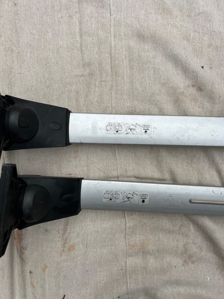 Genuine Audi A6 roof bars.  Ref: 4F0 071 126