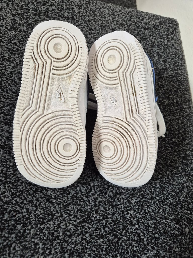 Toddler nike trainers size 7.5