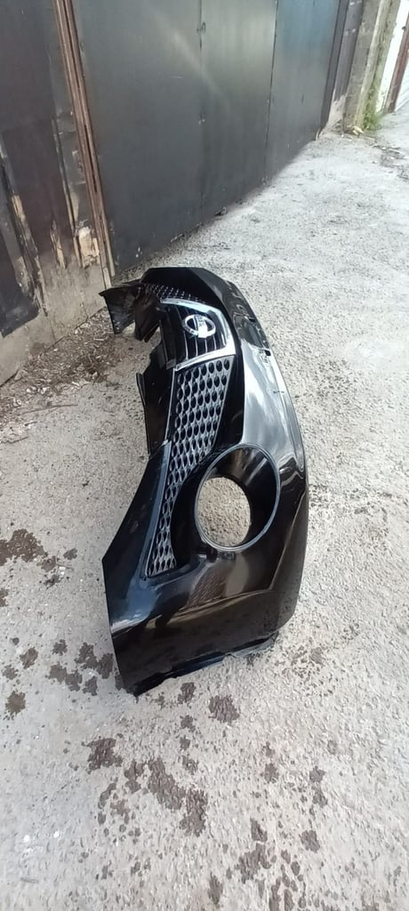 Nissan juke front bumper £160