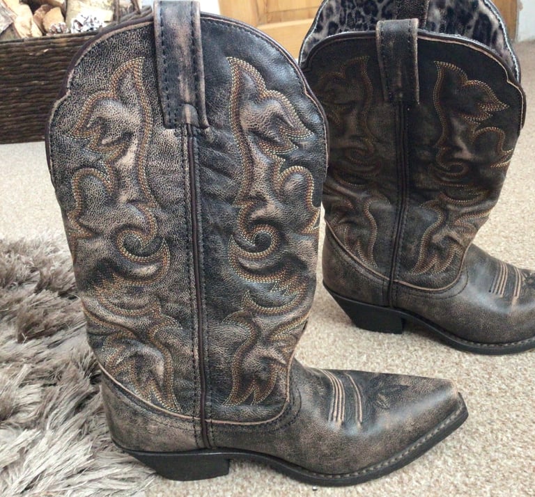 Cowboy boots 