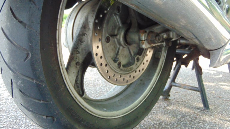 Honda NT650V Deauville 2005 low miles shaft drive Budget Tourer new MOT p/ex ok 