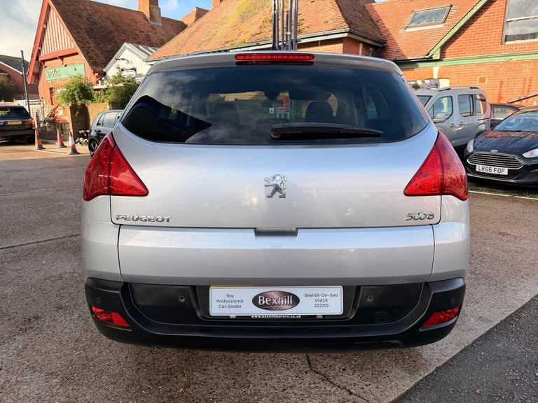 2013 Peugeot 3008 1.6 HDi 115 SR 5dr HATCHBACK DIESEL Manual