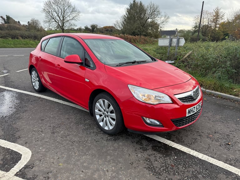 Vauxhall, ASTRA, Hatchback, 2010, Manual, 1598 (cc), 5 doors
