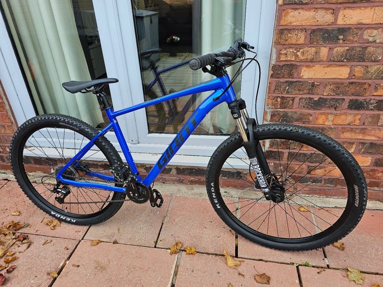 image for giant talon mountain bike 29 inch wheel 