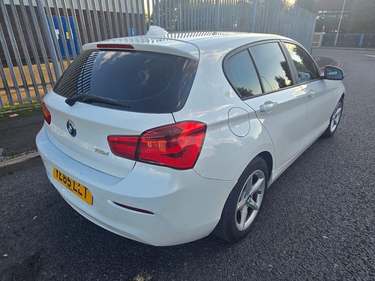 2015 BMW 1 Series 116d EfficientDynamics Plus 5dr HATCHBACK DIESEL Manual