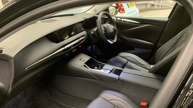 2025 DS Automobiles DS 4 1.6 E-TENSE 12.4kWh Rivoli Hatchback 5dr Petrol Plug-in Hybrid EAT8 Euro...
