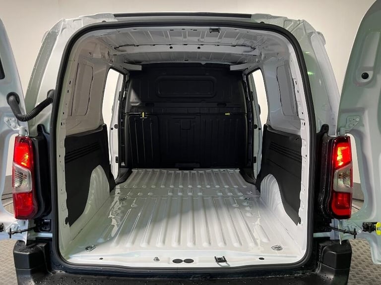 2025 Vauxhall Combo 1.5 Turbo D 2300 Prime Xl Panel Van 6dr Diesel Manual Lwb Euro 6 (s/s) (100 P...