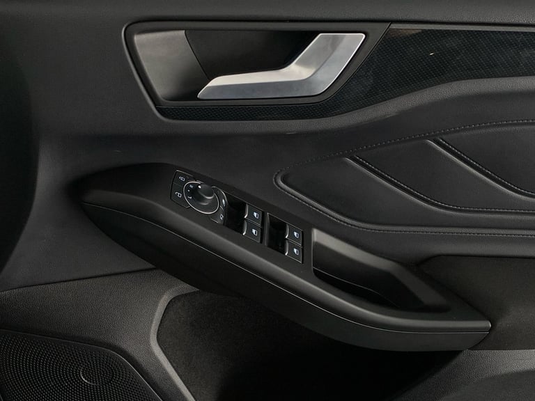 2024 Ford Focus 1.0 EcoBoost Hybrid mHEV ST-Line X 5dr Estate PETROL Manual