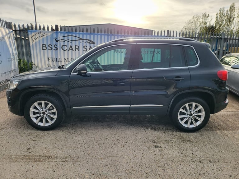 2013 Volkswagen Tiguan 2.0 TDi BlueMotion Tech SE 5dr DSG ESTATE Diesel Automatic