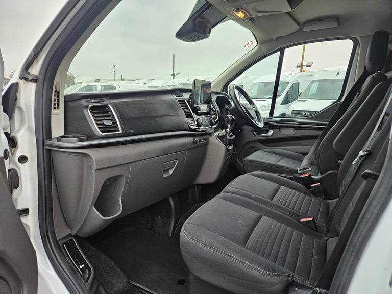 2021 ON A 70 FORD TRANSIT CUSTOM 320 TDCI LIMITED 130BHP CREWVAN ONLY 93K MILES