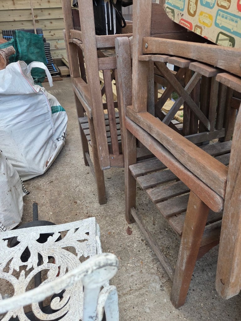 4 Outdoor Teak Solid Wood Chairs