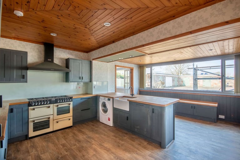 Remarkable, 4/5 bedroom, detached bungalow, near Roslin – available soon