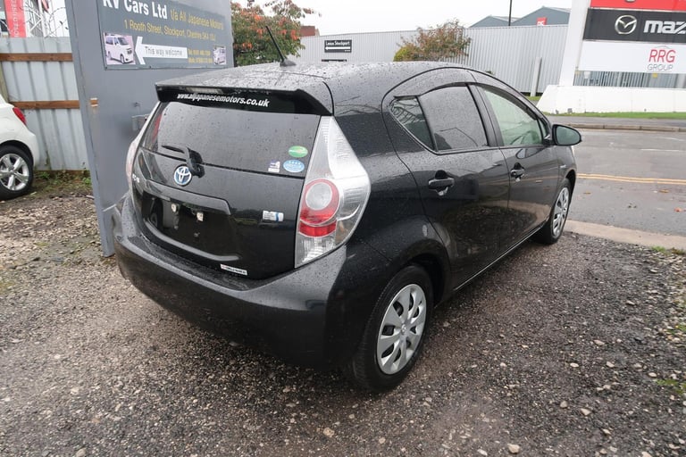 Toyota Aqua/Aygo/Yaris/Fit/Jazz Hybrid 1.5 Auto 5 Seater 5 dr Hatchback ULEZ Q20