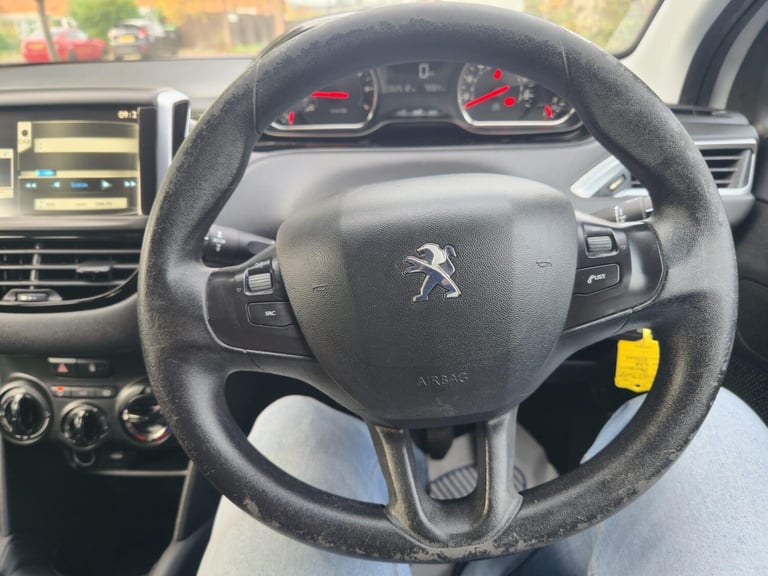 2013 Peugeot 208 1.2 VTi Active 5dr HATCHBACK PETROL Manual