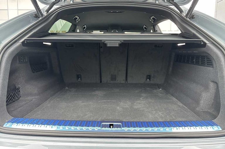 2025 Audi Q8 50 TDI Quattro Black Edition 5dr Tiptronic SUV Diesel Automatic