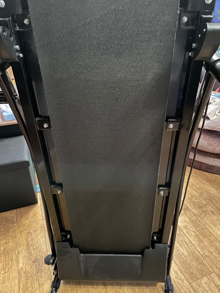 NERO SPORTS NS 105 BT Treadmill /Running machine