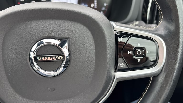 2021 Volvo XC60 2.0 B4D R DESIGN 5dr Geartronic Diesel Estate Estate Diesel Automatic