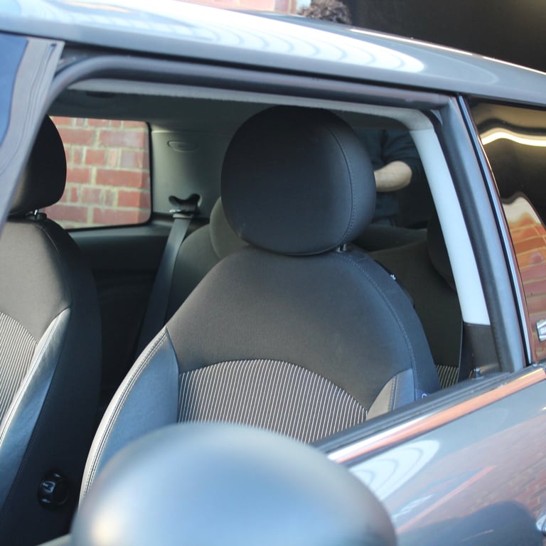 2010 MINI Hatch 1.4 One Graphite 3dr HATCHBACK Petrol Manual