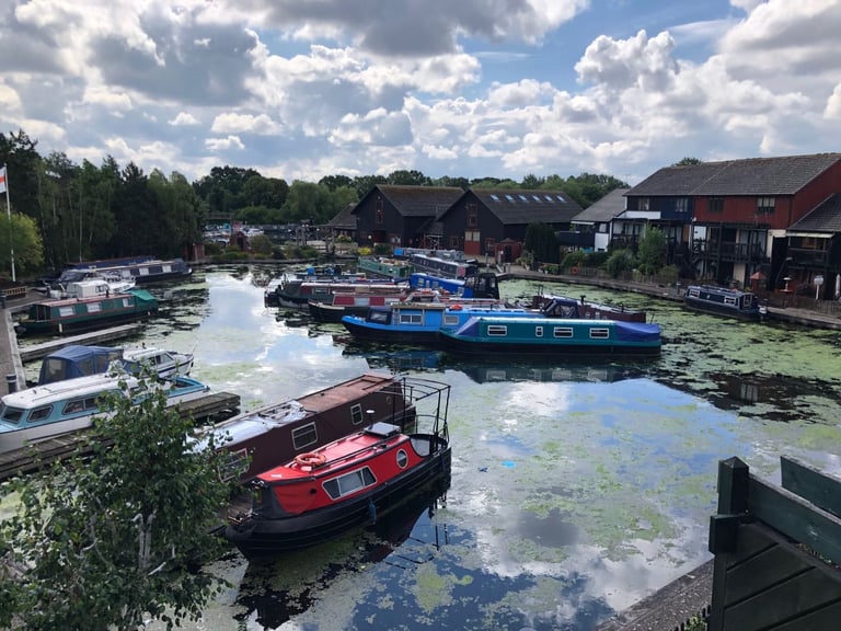 Beautiful One Bed Garden Flat on Yeading / Hayes Marina