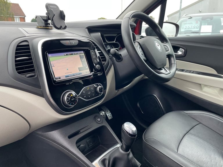2018 Renault Captur 0.9 TCe ENERGY GT Line Euro 6 (s/s) 5dr HATCHBACK Petrol Manual